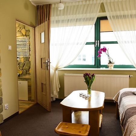 Spa Apartment Parkowy ฮอยนิตแซ ภายนอก รูปภาพ