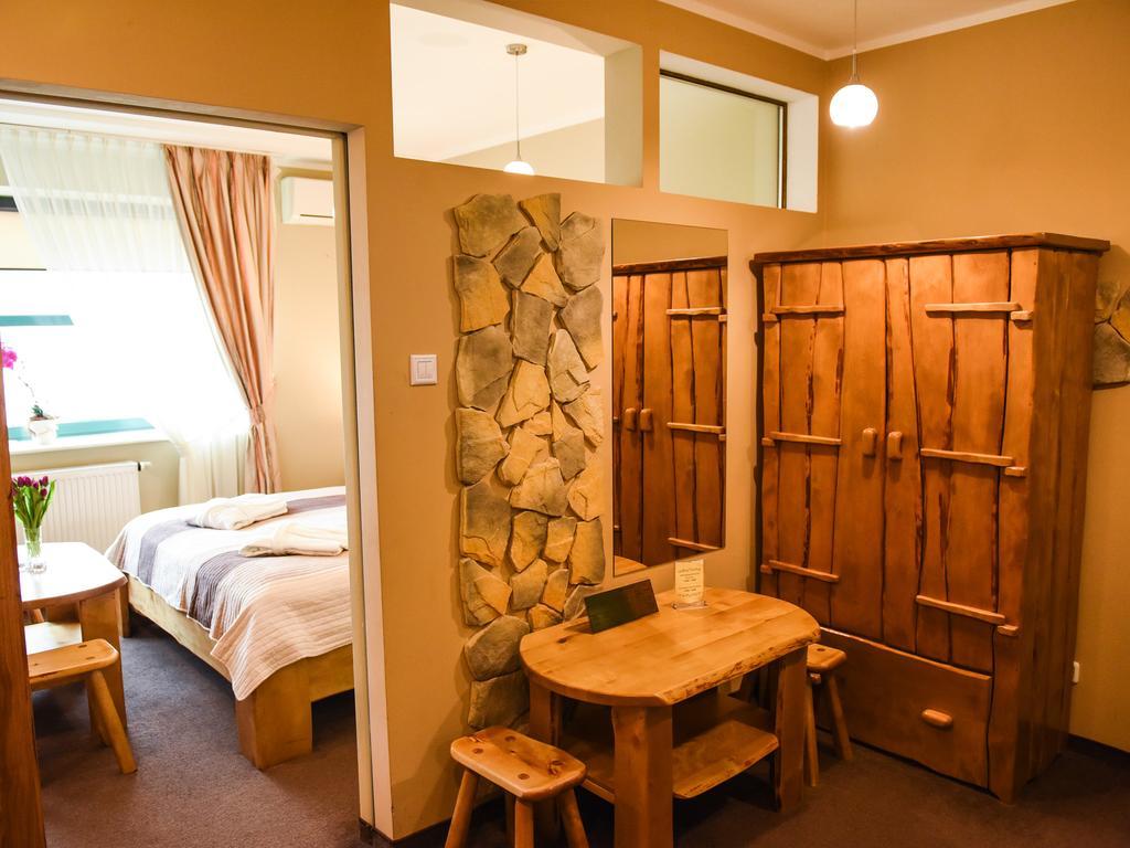 Spa Apartment Parkowy ฮอยนิตแซ ภายนอก รูปภาพ